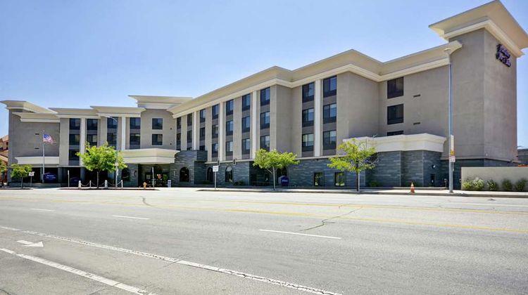 Hampton Inn & Suites LAX Burbank Arpt Exterior