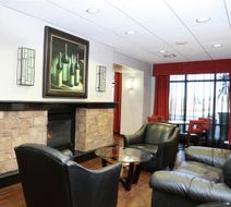 Hampton Inn & Suites Temecula Lobby