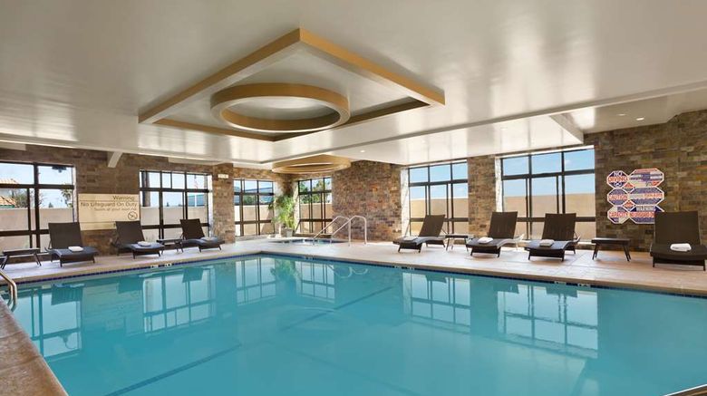 <b>Hampton Inn Los Angeles Int'l Airport Pool</b>. Images powered by <a href="https://iceportal.shijigroup.com/" title="IcePortal" target="_blank">IcePortal</a>.