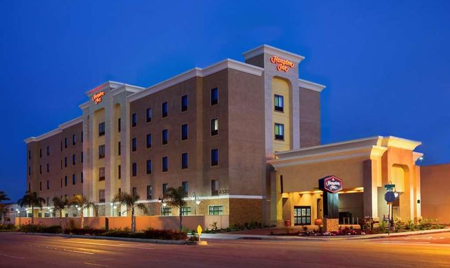 Hampton Inn Los Angeles Int'l Airport Exterior