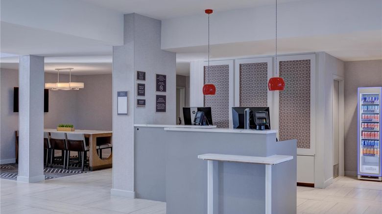 <b>Homewood Suites by Hilton Lobby</b>. Images powered by <a href="https://iceportal.shijigroup.com/" title="IcePortal" target="_blank">IcePortal</a>.