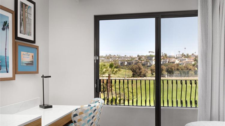 Hampton Inn & Suites San Clemente Room