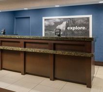 Hampton Inn & Suites Thousand Oaks Lobby
