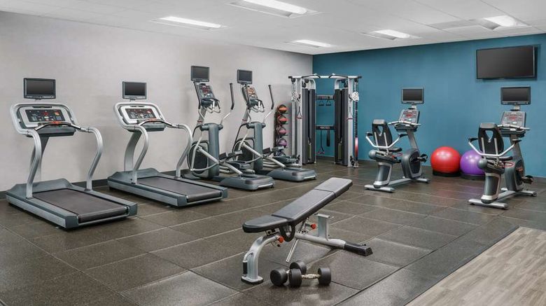 <b>Hampton Inn & Suites Thousand Oaks Health</b>. Images powered by <a href="https://iceportal.shijigroup.com/" title="IcePortal" target="_blank">IcePortal</a>.