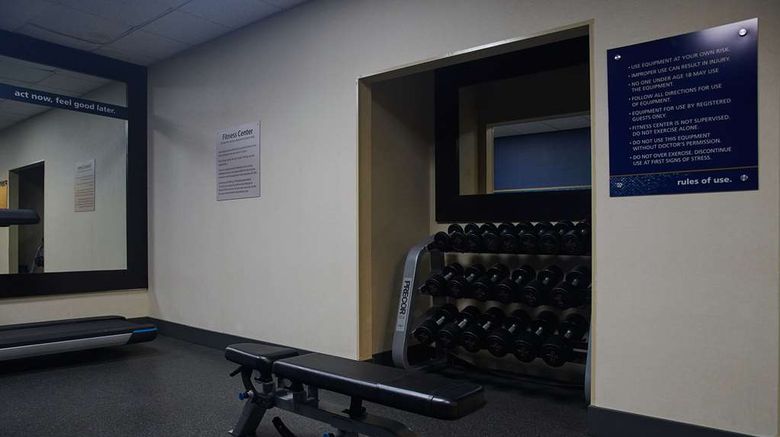 <b>Hampton Inn & Suites LA/Sherman Oaks Health</b>. Images powered by <a href="https://iceportal.shijigroup.com/" title="IcePortal" target="_blank">IcePortal</a>.