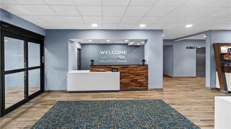 Hampton Inn North Platte Lobby