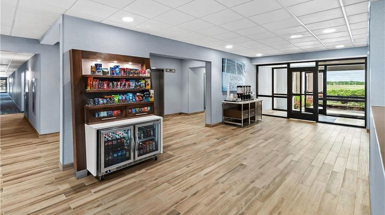 Hampton Inn North Platte Lobby