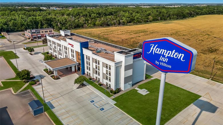 <b>Hampton Inn North Platte Exterior</b>. Images powered by <a href="https://iceportal.shijigroup.com/" title="IcePortal" target="_blank">IcePortal</a>.
