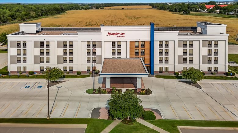 <b>Hampton Inn North Platte Exterior</b>. Images powered by <a href="https://iceportal.shijigroup.com/" title="IcePortal" target="_blank">IcePortal</a>.