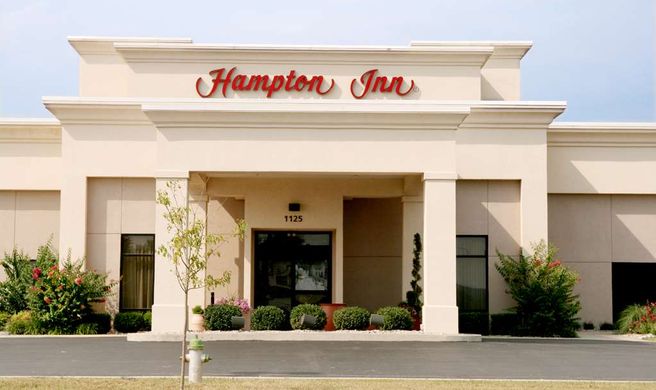 Hampton Inn Lebanon Exterior