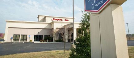 Hampton Inn Lebanon Exterior
