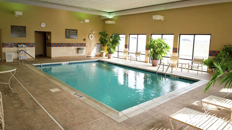 <b>Hampton Inn Lebanon Pool</b>. Images powered by <a href="https://iceportal.shijigroup.com/" title="IcePortal" target="_blank">IcePortal</a>.