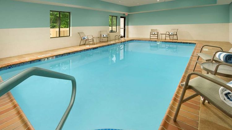 Hampton Inn Lake Charles Pool