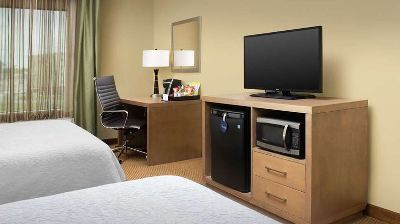 <b>Hampton Inn Lake Charles Room</b>. Images powered by <a href="https://iceportal.shijigroup.com/" title="IcePortal" target="_blank">IcePortal</a>.