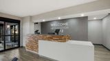 Hampton Inn Linden Lobby