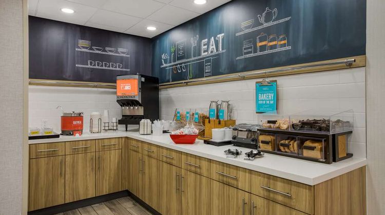 Hampton Inn Linden Restaurant