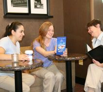 Hampton Inn & Suites Lebanon Lobby