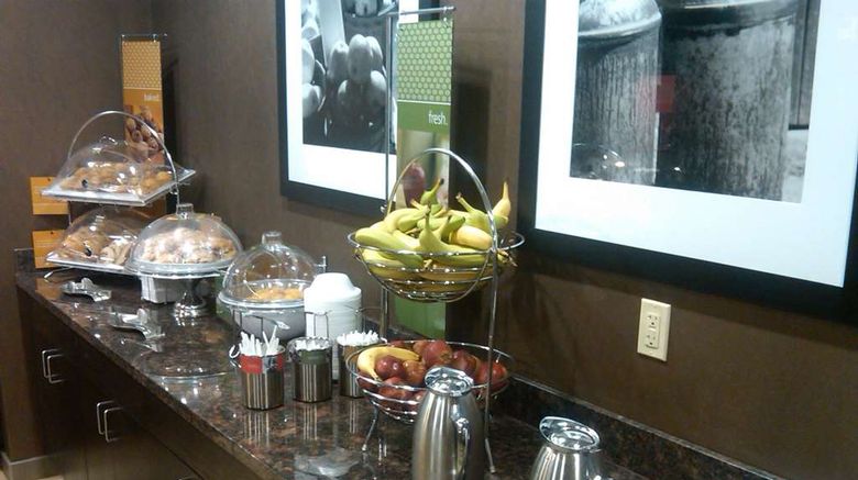 <b>Hampton Inn & Suites Lebanon Restaurant</b>. Images powered by <a href="https://iceportal.shijigroup.com/" title="IcePortal" target="_blank">IcePortal</a>.