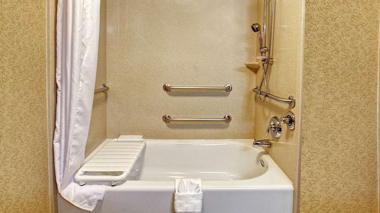Hampton Inn & Suites Lebanon Room