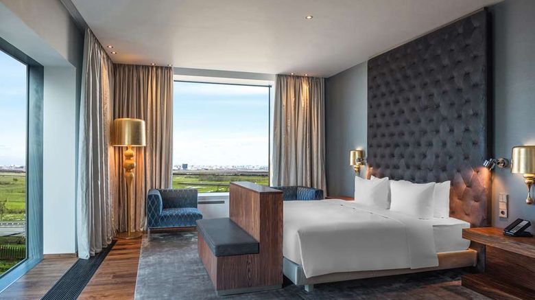 <b>Hilton Saint Petersburg ExpoForum Room</b>. Images powered by <a href="https://iceportal.shijigroup.com/" title="IcePortal" target="_blank">IcePortal</a>.