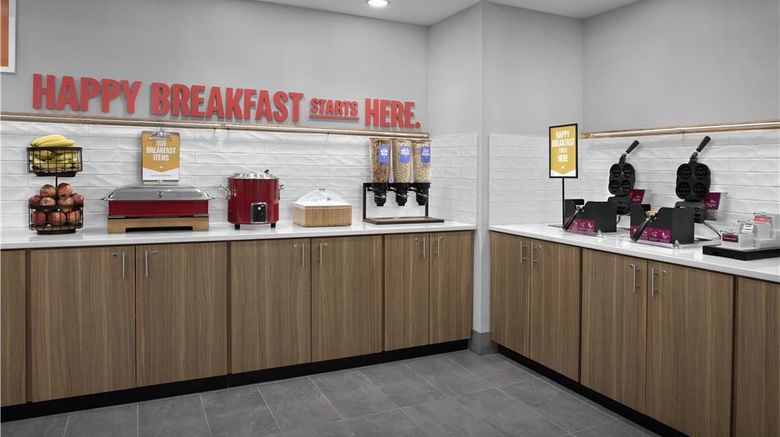 <b>Hampton Inn Lenoir City Restaurant</b>. Images powered by <a href="https://iceportal.shijigroup.com/" title="IcePortal" target="_blank">IcePortal</a>.