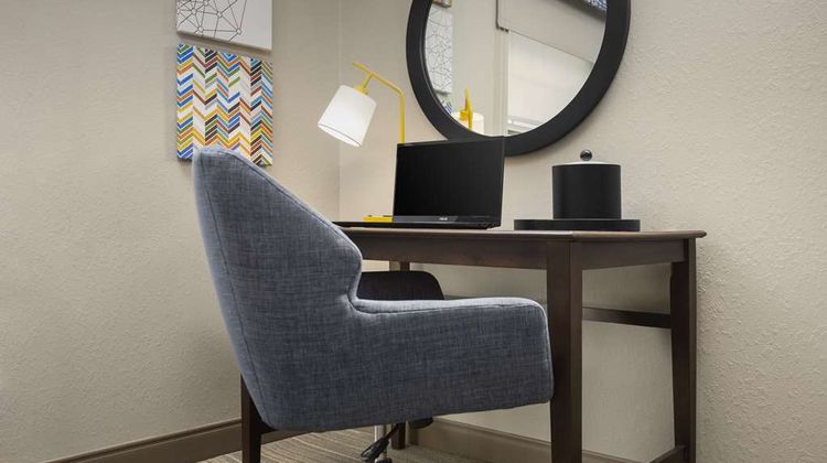 Hampton Inn - Augusta Room