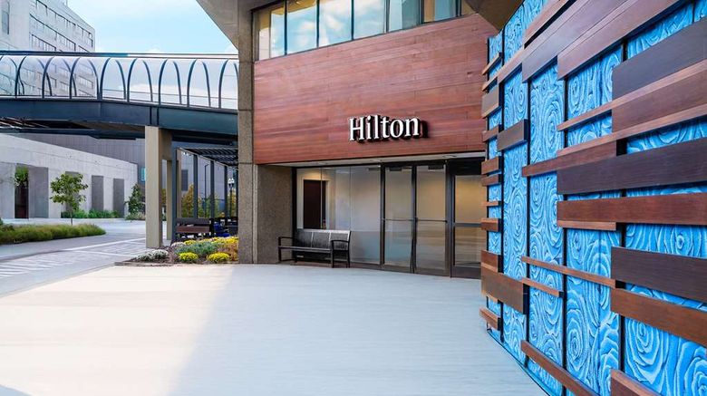 <b>Hilton Lexington/Downtown Exterior</b>. Images powered by <a href="https://iceportal.shijigroup.com/" title="IcePortal" target="_blank">IcePortal</a>.