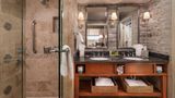 <b>Hilton Lexington/Downtown Room</b>. Images powered by <a href="https://iceportal.shijigroup.com/" title="IcePortal" target="_blank">IcePortal</a>.