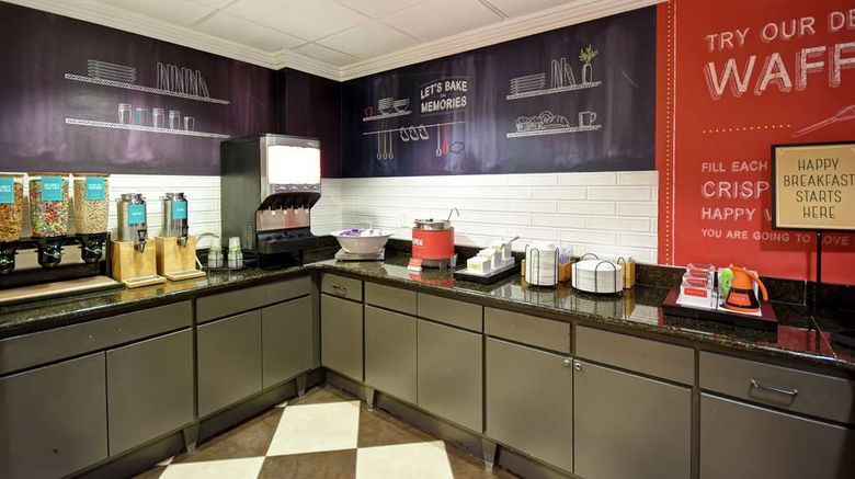 <b>Hampton Inn I-75 Restaurant</b>. Images powered by <a href="https://iceportal.shijigroup.com/" title="IcePortal" target="_blank">IcePortal</a>.