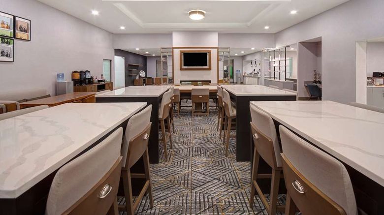 <b>Homewood Suites Hamburg Restaurant</b>. Images powered by <a href="https://iceportal.shijigroup.com/" title="IcePortal" target="_blank">IcePortal</a>.