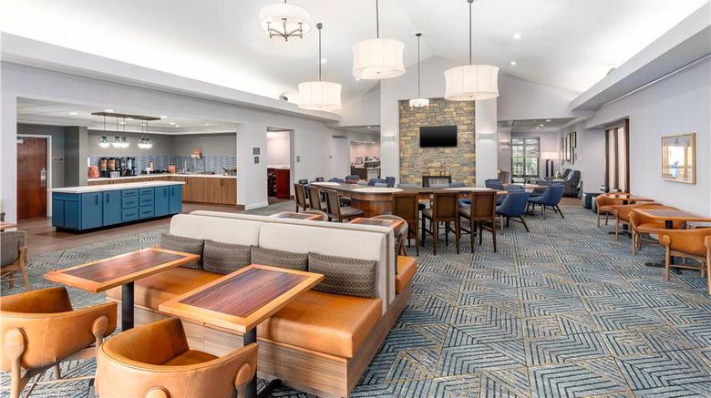 <b>Homewood Suites Lexington Fayette Mall Lobby</b>. Images powered by <a href="https://iceportal.shijigroup.com/" title="IcePortal" target="_blank">IcePortal</a>.