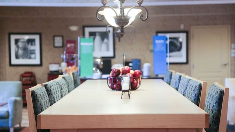 Hampton Inn Morehead Lobby