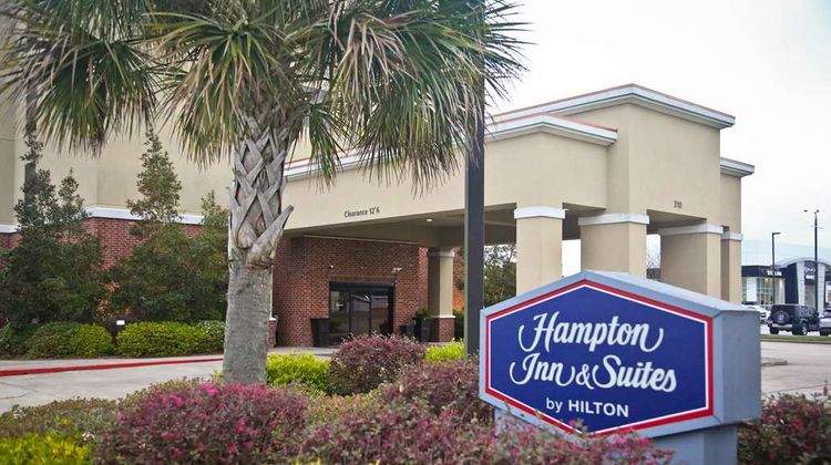 Hampton Inn & Suites Jennings Exterior