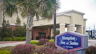 Hampton Inn & Suites Jennings