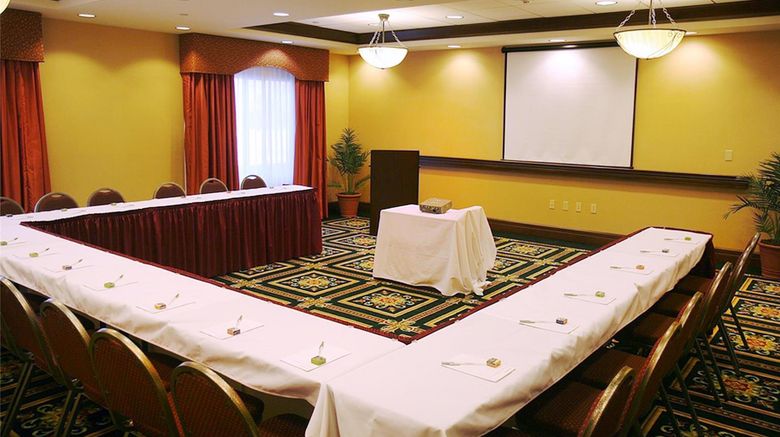 <b>Hampton Inn & Suites Seal Beach Meeting</b>. Images powered by <a href="https://iceportal.shijigroup.com/" title="IcePortal" target="_blank">IcePortal</a>.