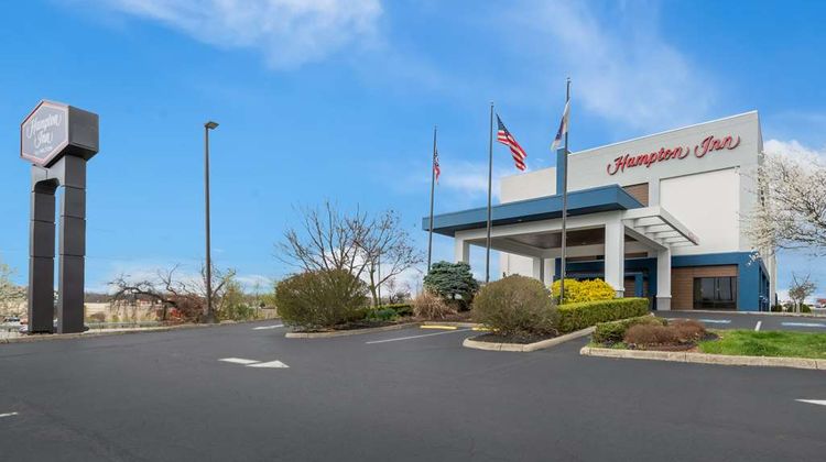 Hampton Inn Lancaster Exterior