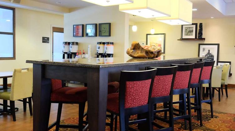 Hampton Inn Lima Lobby