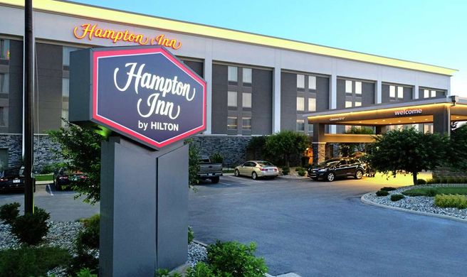 Hampton Inn Lima Exterior
