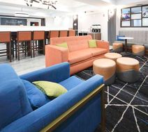 Hampton Inn Bryant Lobby
