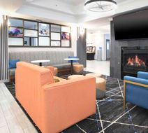 Hampton Inn Bryant Lobby