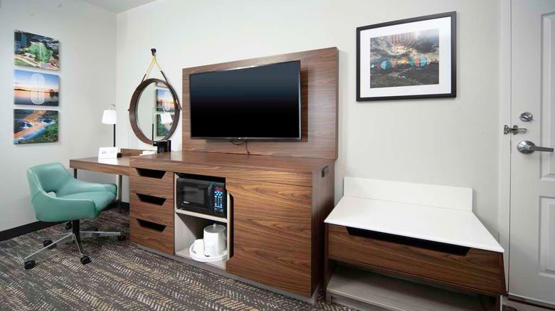 <b>Hampton Inn Bryant Room</b>. Images powered by <a href="https://iceportal.shijigroup.com/" title="IcePortal" target="_blank">IcePortal</a>.