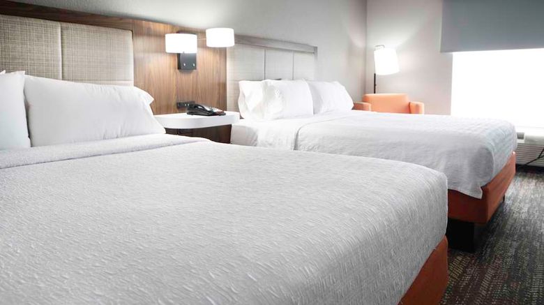 <b>Hampton Inn Bryant Room</b>. Images powered by <a href="https://iceportal.shijigroup.com/" title="IcePortal" target="_blank">IcePortal</a>.