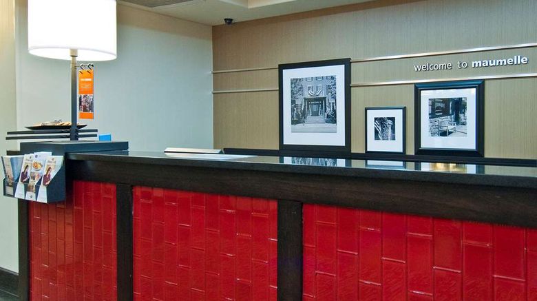 <b>Hampton Inn Maumelle Lobby</b>. Images powered by <a href="https://iceportal.shijigroup.com/" title="IcePortal" target="_blank">IcePortal</a>.