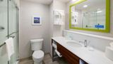 <b>Hampton Inn & Suites West Little Rock Room</b>. Images powered by <a href="https://iceportal.shijigroup.com/" title="IcePortal" target="_blank">IcePortal</a>.