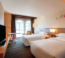 Hilton Garden Inn Lijiang Room