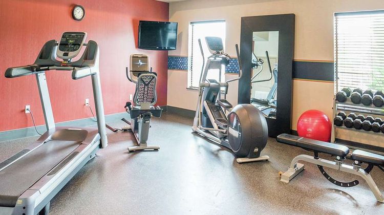 Hampton Inn & Suites Bay City Health