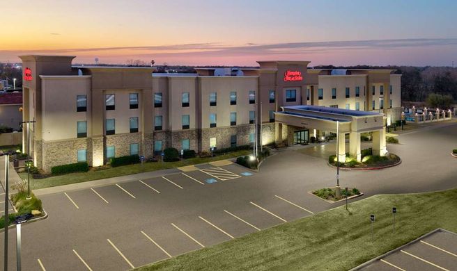 Hampton Inn & Suites Lake Jackson Clute Exterior