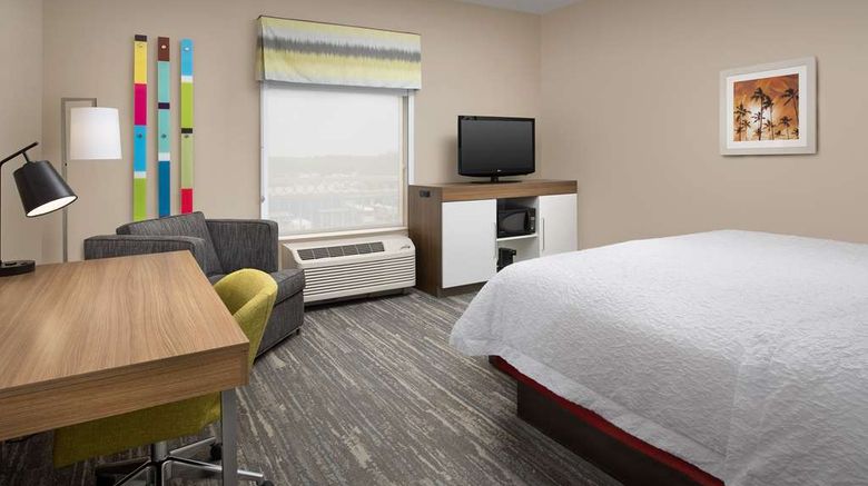 <b>Hampton Inn and Suites Lake City Room</b>. Images powered by <a href="https://iceportal.shijigroup.com/" title="IcePortal" target="_blank">IcePortal</a>.