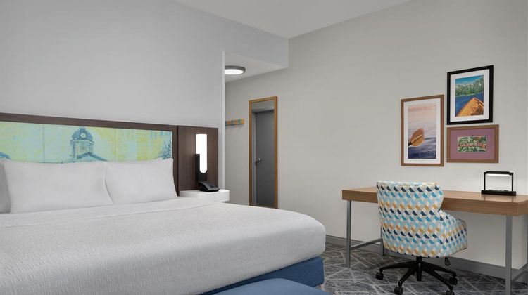 Hampton Inn and Suites Lake City Room