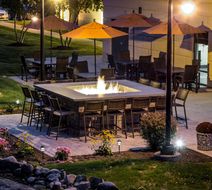 Hampton Inn & Suites Lake George Exterior